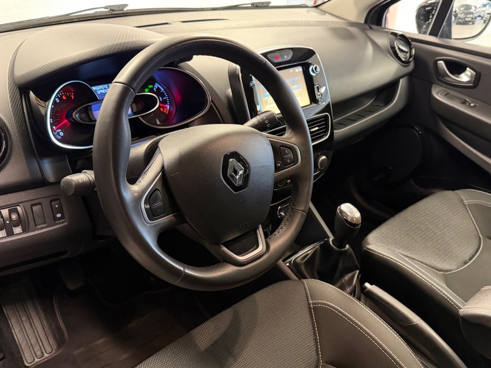 Renault Clio IV 0,9 TCe 90 Expression 5d