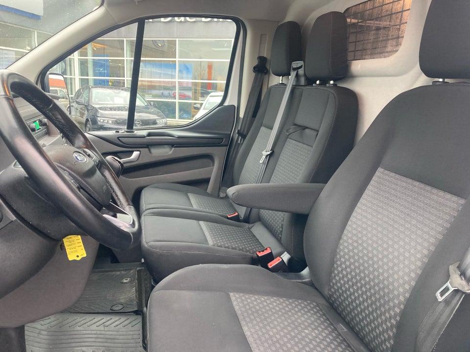 Ford Transit Custom 320L 2,0 TDCi 130 Trend