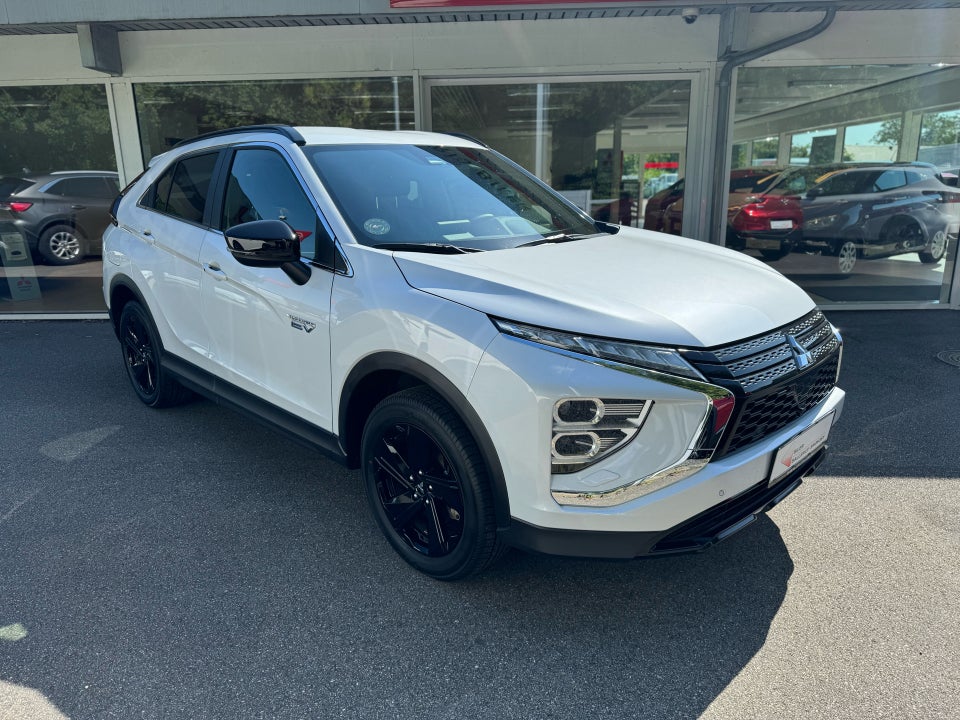 Mitsubishi Eclipse Cross 2,4 PHEV Black Edition CVT 4WD 5d