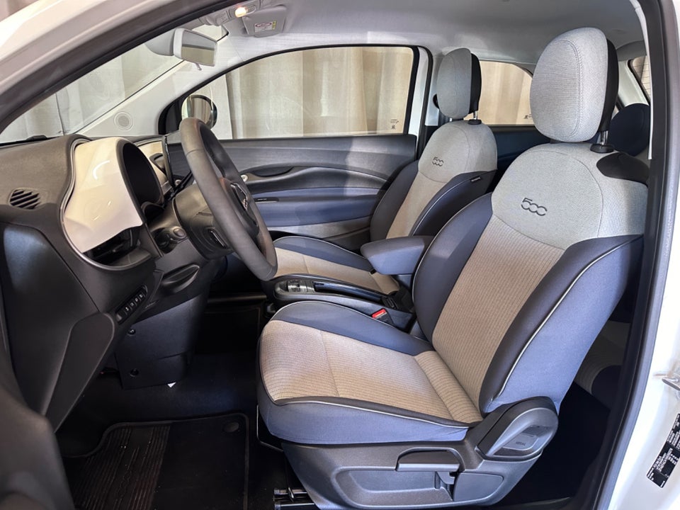 Fiat 500e 42 Icon 3d