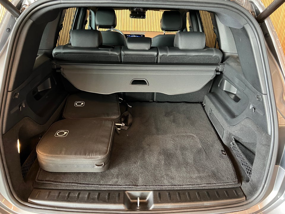 Mercedes EQB250+ Progressive 5d