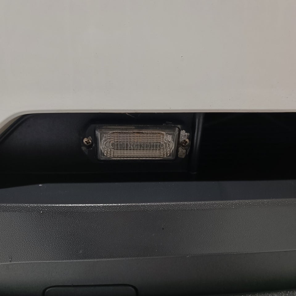 VW Crafter 35 2,0 TDi 177 Kassevogn L3H3 aut.