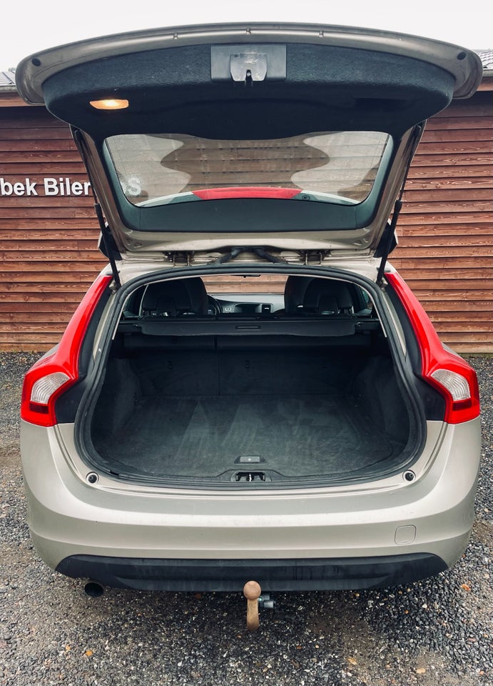 Volvo V60 1,6 DRIVe Kinetic 5d
