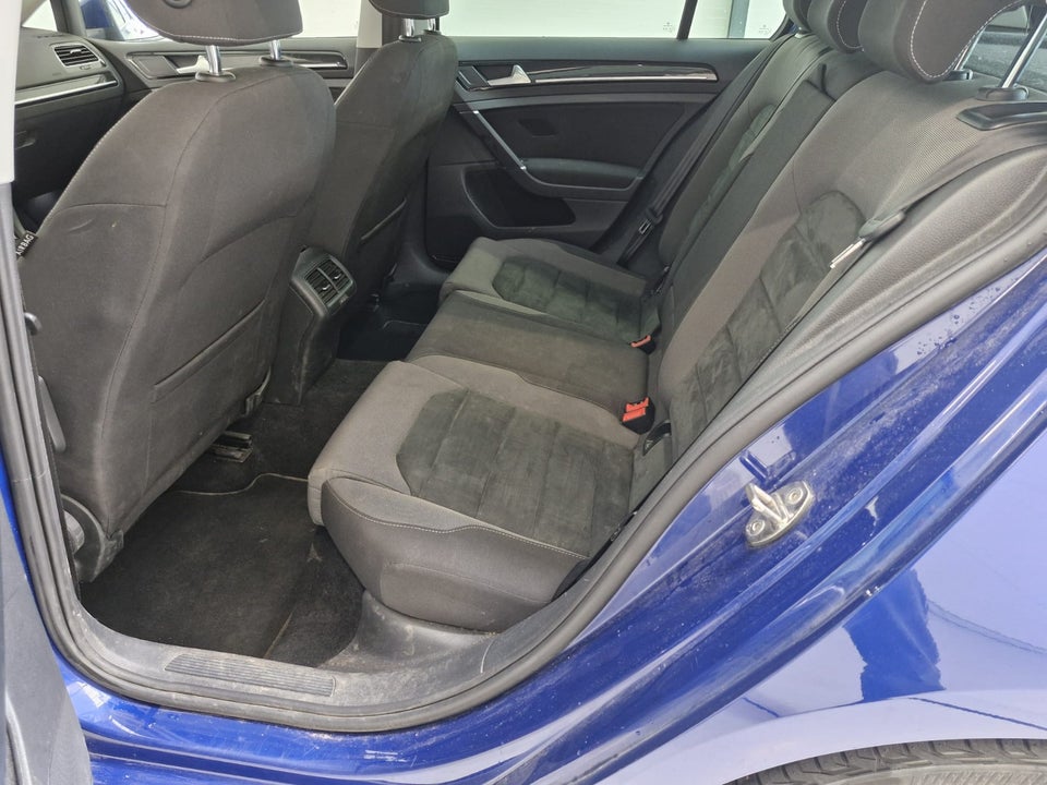 VW Golf VII 1,5 TSi 150 R-line DSG 5d