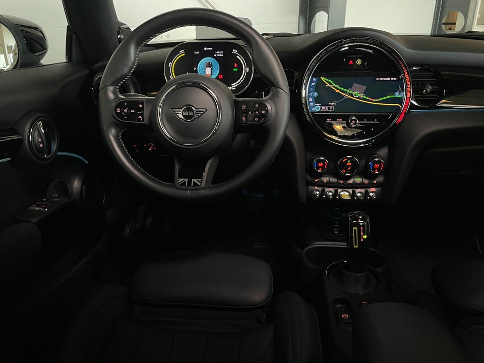 MINI Cooper SE Maximise 3d