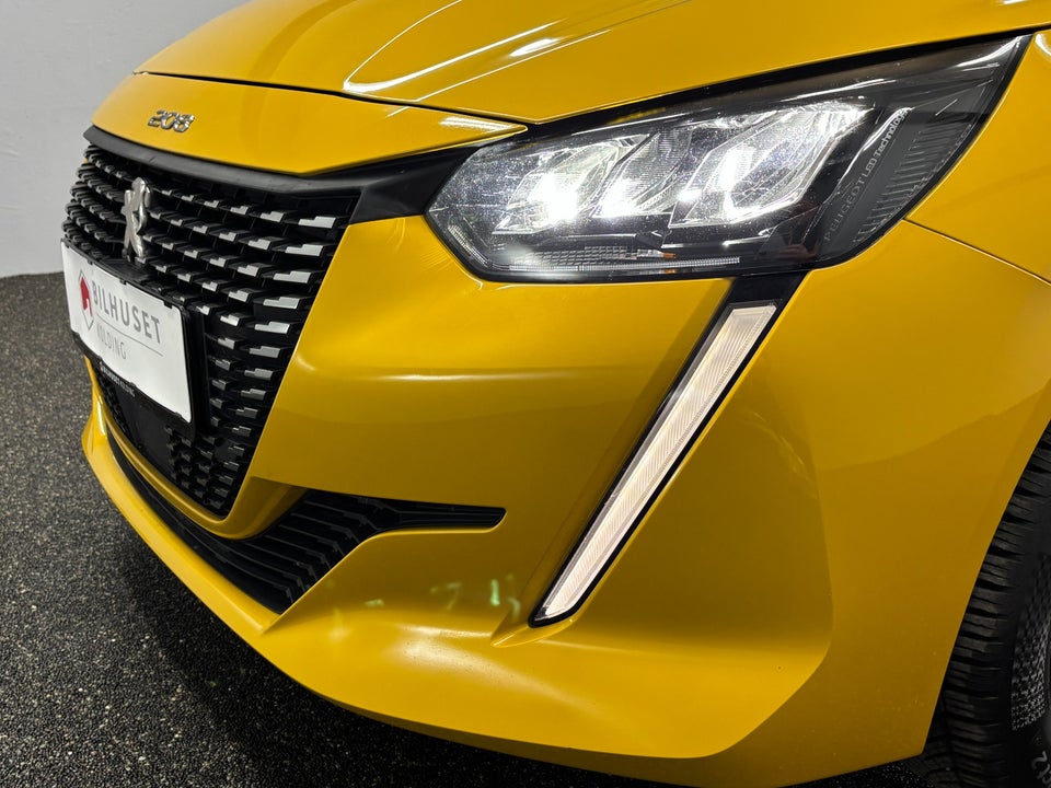 Peugeot 208 1,2 PureTech 100 Allure 5d