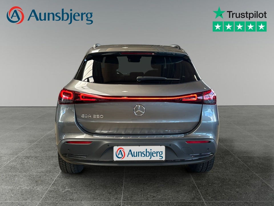 Mercedes EQA250 Progressive 5d