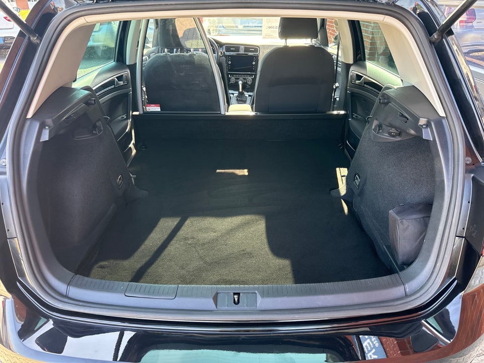 VW Golf VII 1,5 TSi 150 Highline DSG Van 5d