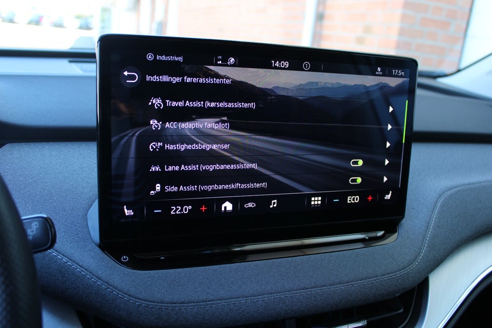 Skoda Enyaq 80 iV Loft 5d