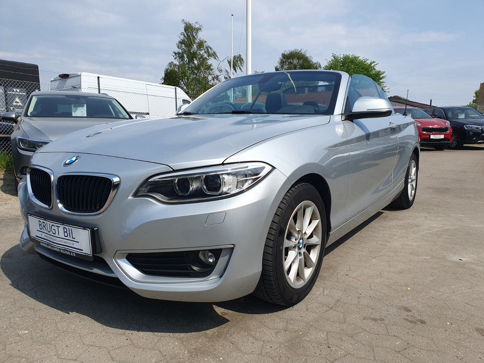 BMW 220i 2,0 Cabriolet aut. 2d