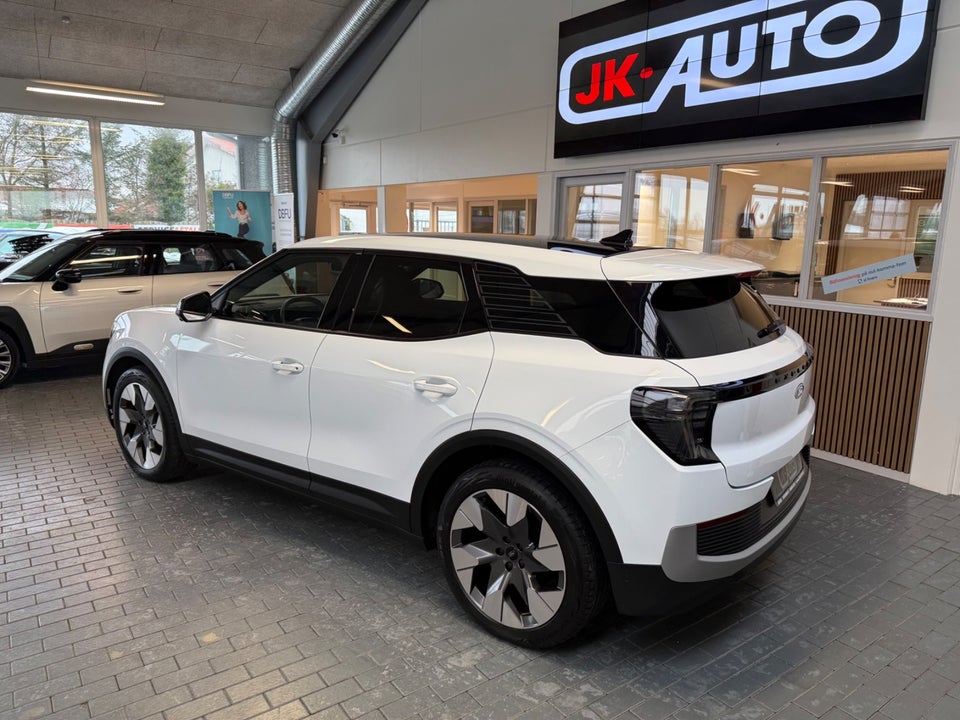 Ford Explorer 82 Premium Extended Range 5d