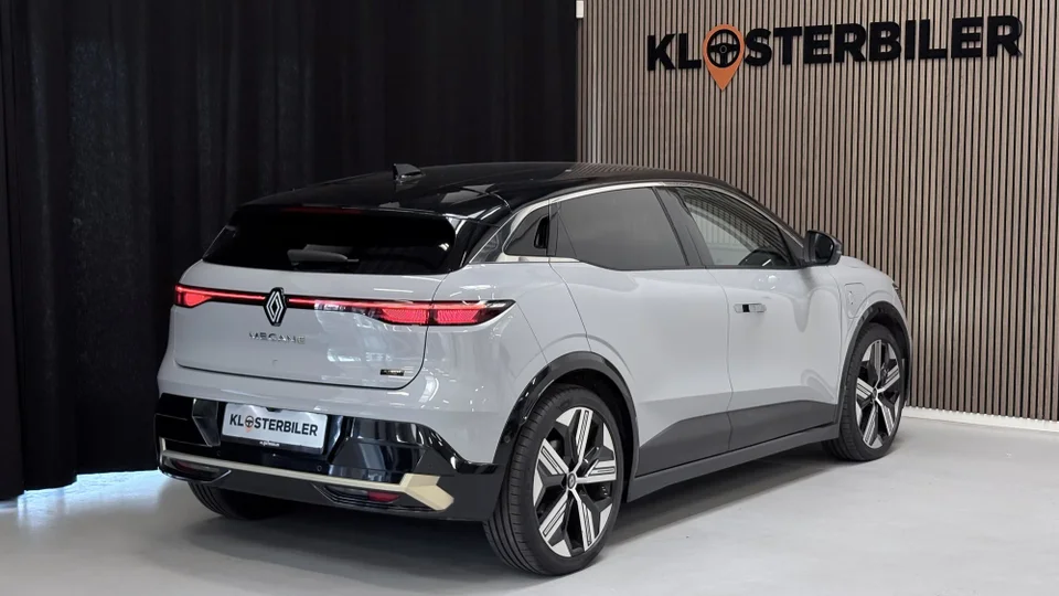 Renault Megane E-Tech 60 Iconic 5d
