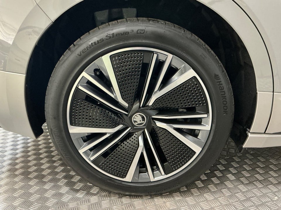 Skoda Enyaq 85 iV Loft 5d