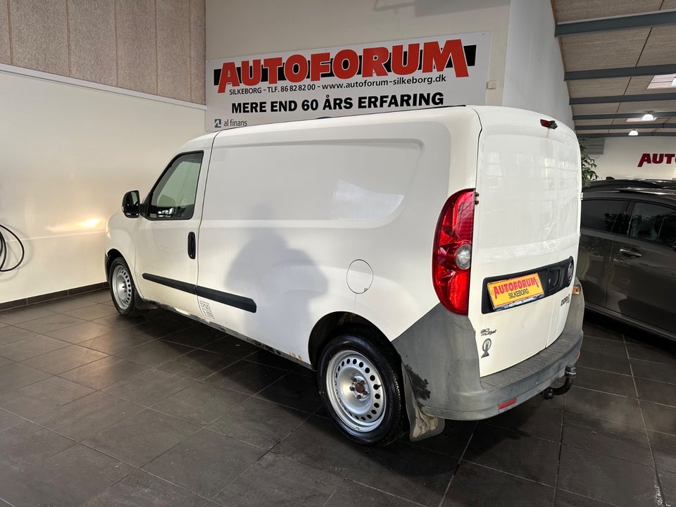 Fiat Doblò Cargo 1,3 MJT Basic L2 4d