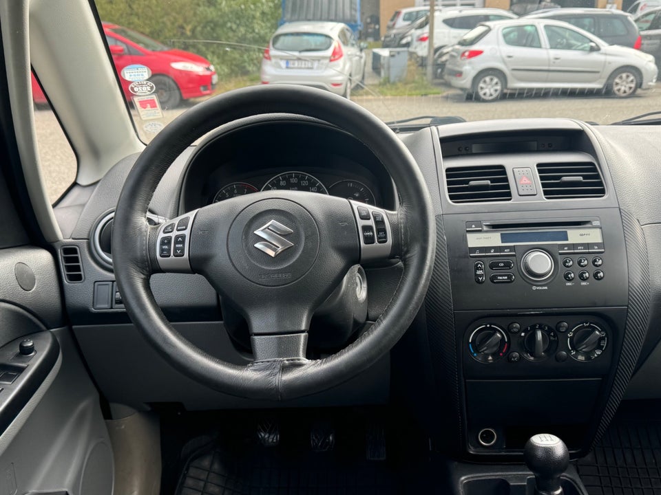 Suzuki SX4 1,5 GL 5d