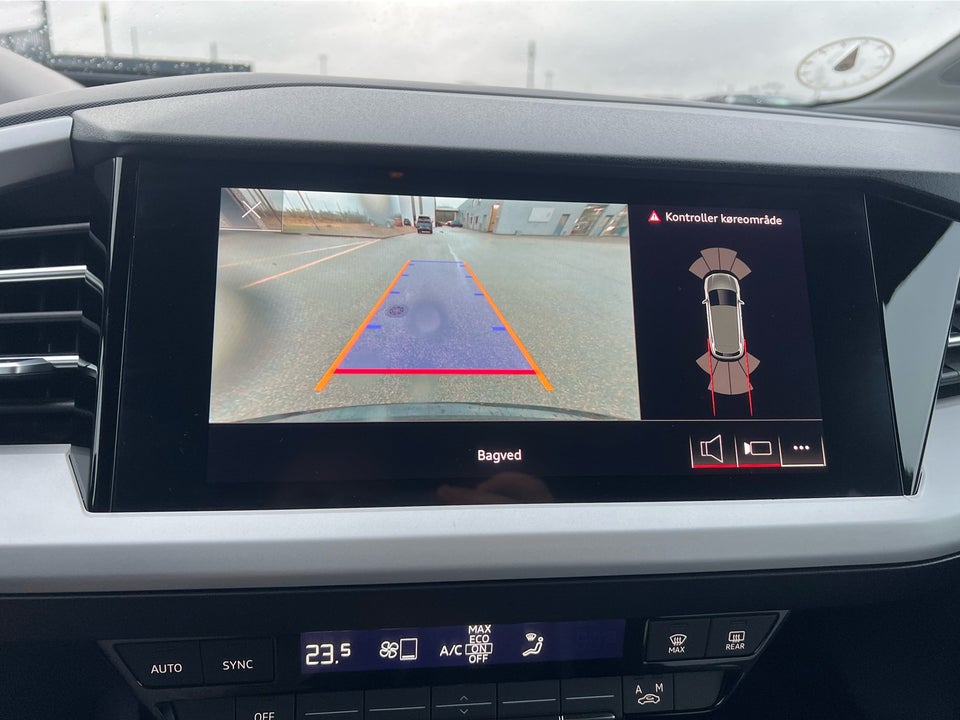 Audi Q4 e-tron 40  5d