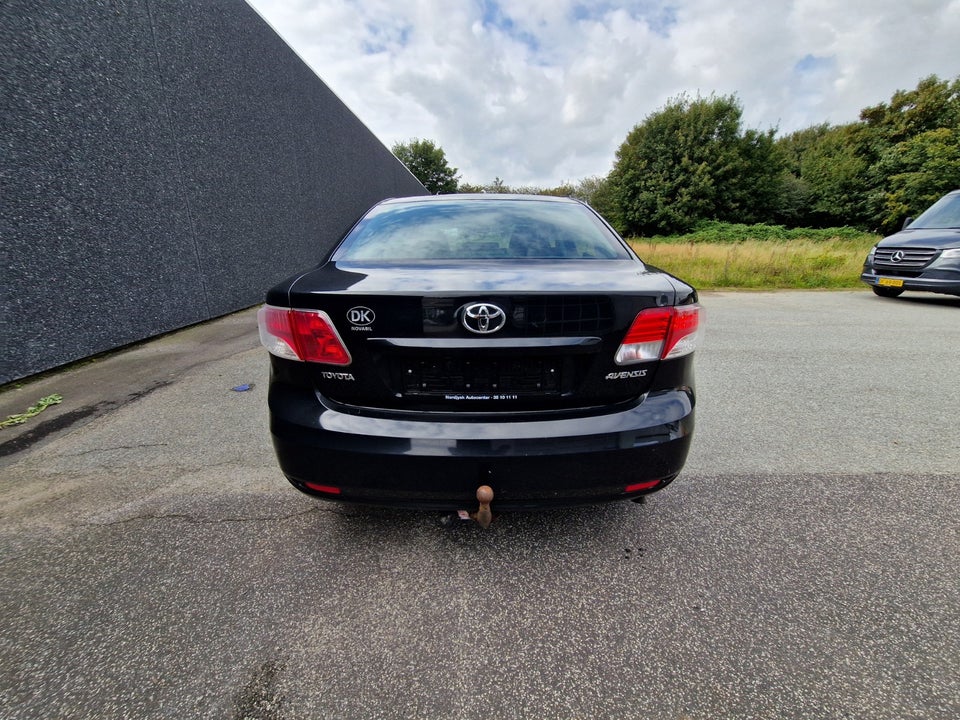 Toyota Avensis 1,6 VVT-i T1 4d