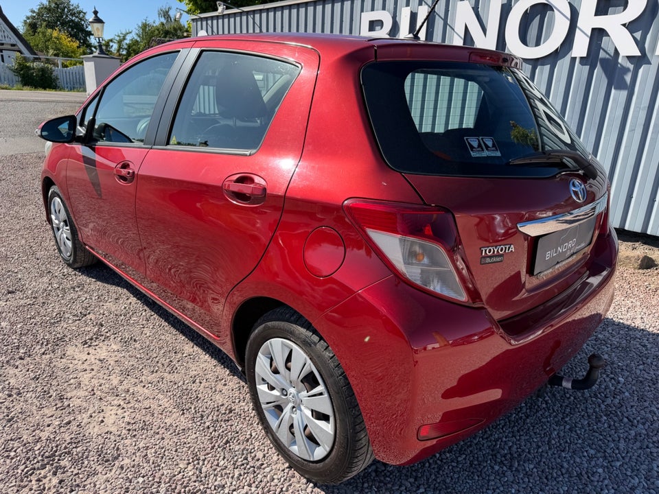 Toyota Yaris 1,3 VVT-i T2 Touch 5d