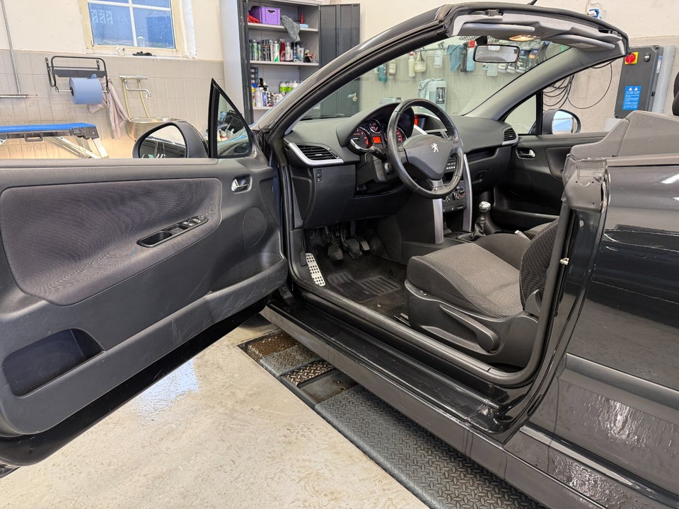 Peugeot 207 1,6 CC 2d