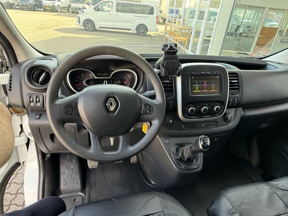 Renault Trafic T29 2,0 dCi 120 L2H1