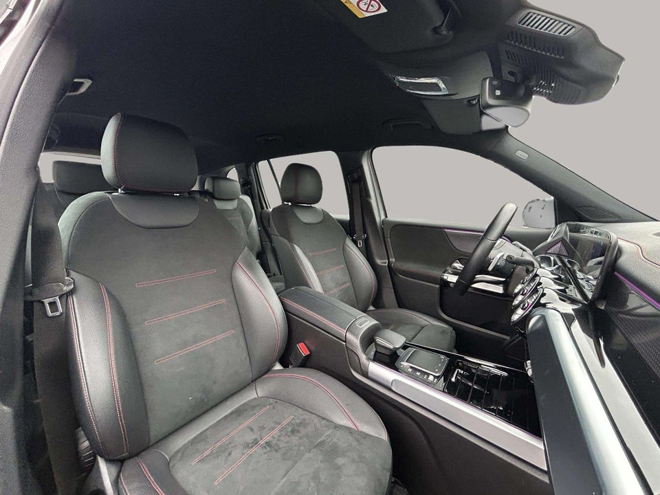 Mercedes EQB250 AMG Line 5d