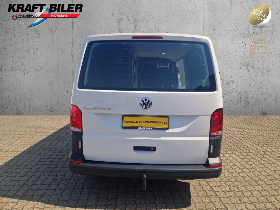 VW Transporter 2,0 TDi 150 Kassevogn lang