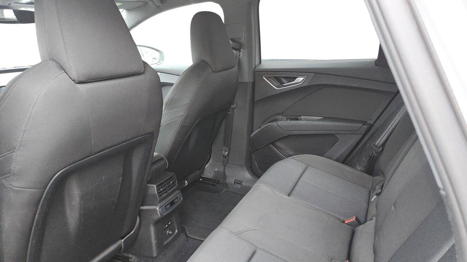 Audi Q4 e-tron 40 Advanced 5d