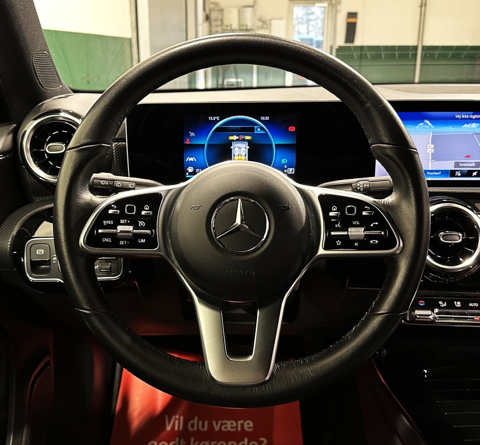 Mercedes A200 1,3 Progressive Line aut. 5d