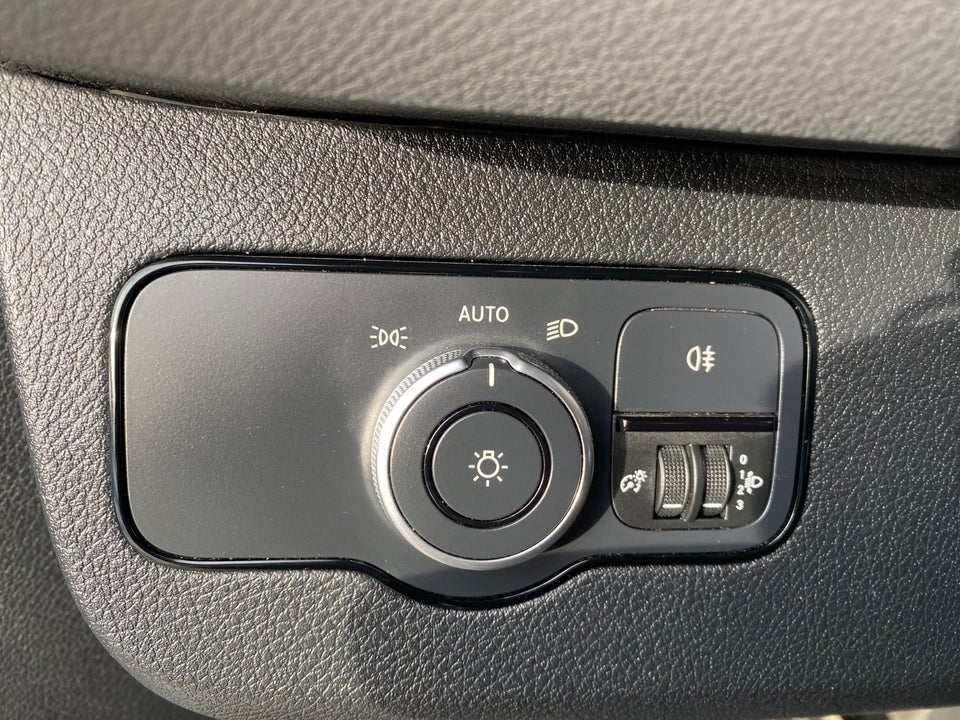 Mercedes Sprinter 215 2,0 CDi A2 Kassevogn aut. FWD