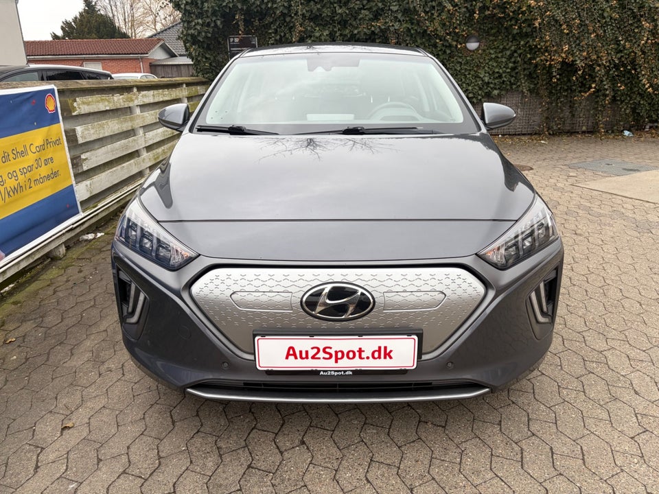 Hyundai Ioniq 40 EV Premium 5d