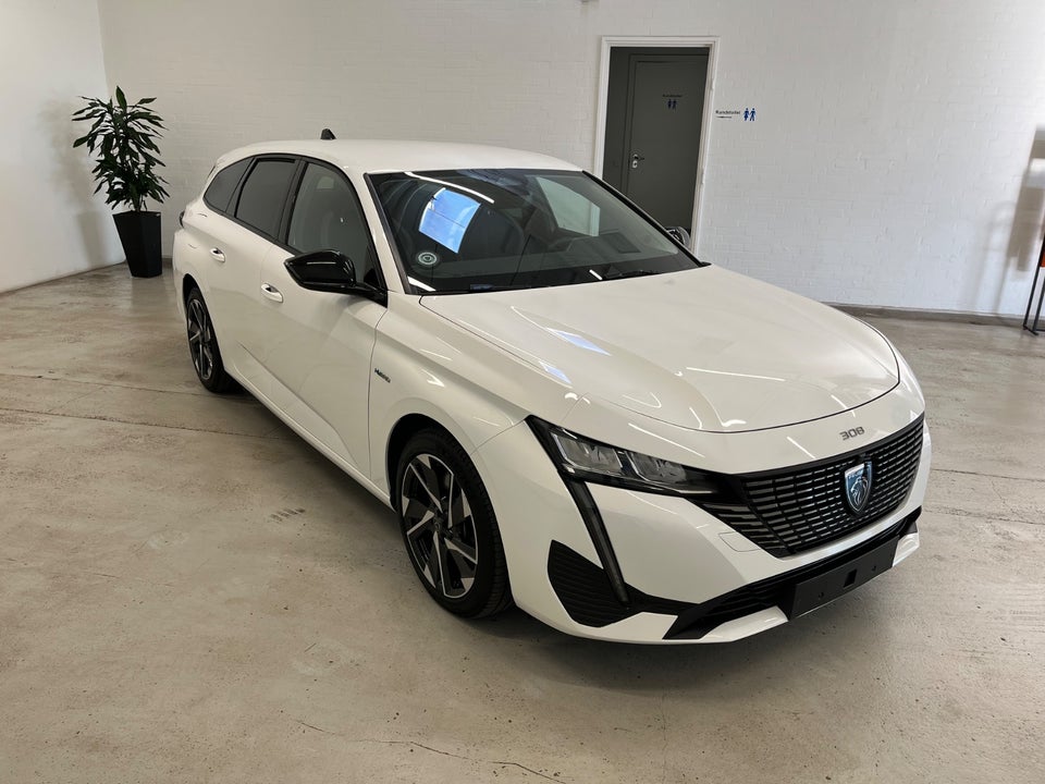 Peugeot 308 1,6 Hybrid First Selection SW EAT8 5d