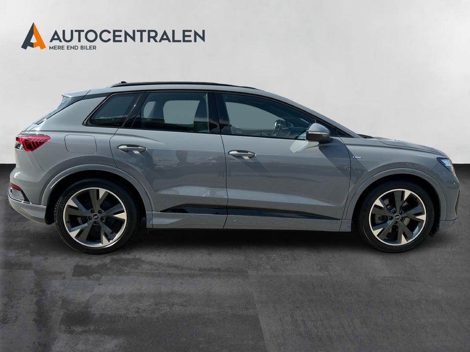 Audi Q4 e-tron 40 S-line 5d