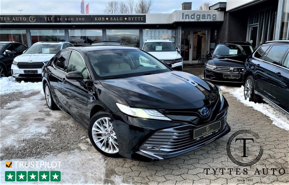 Toyota Camry 2,5 Hybrid H3 Executive CVT 4d