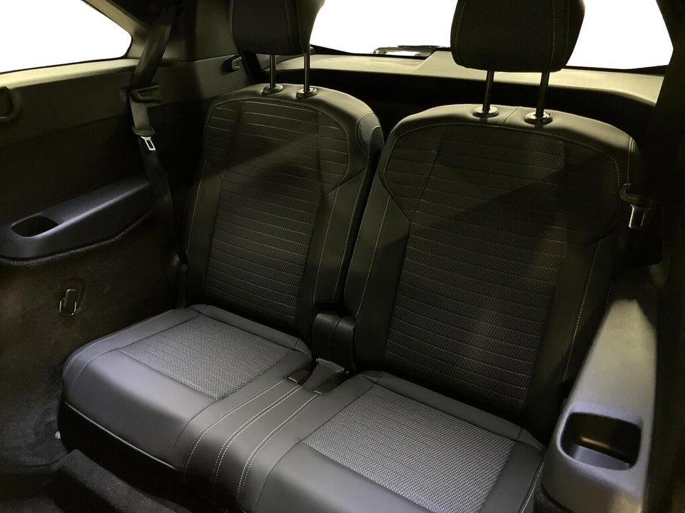 Peugeot e-5008 77 Allure 7prs 5d