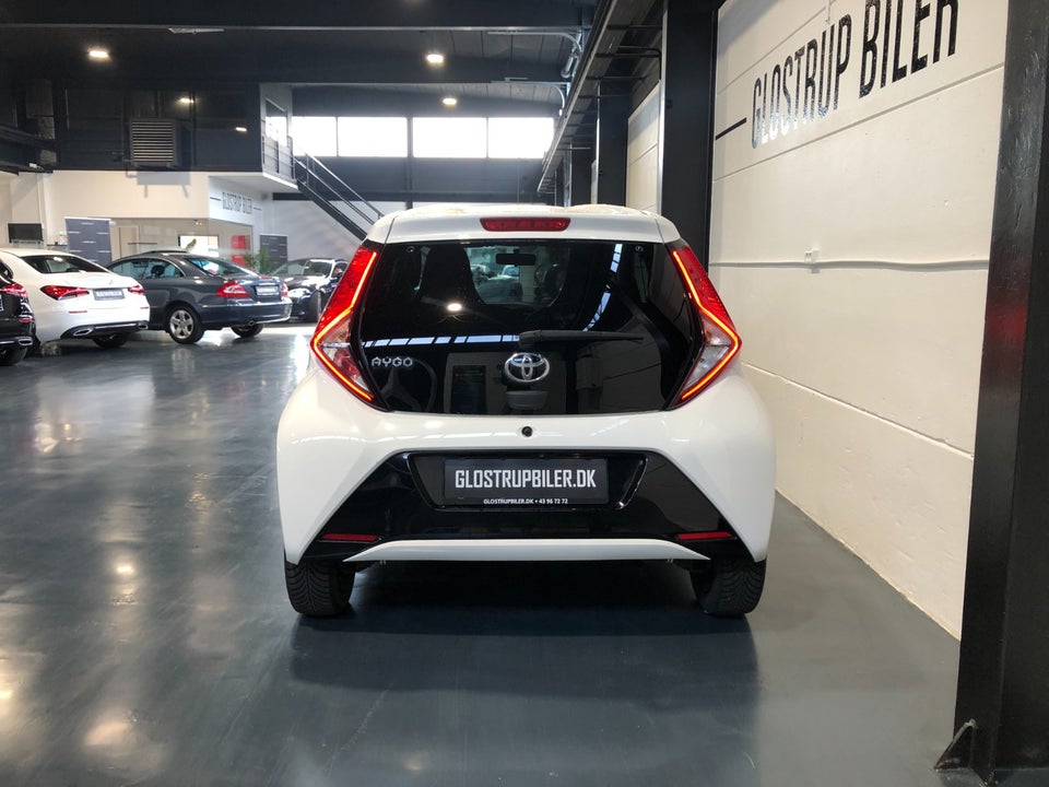 Toyota Aygo 1,0 VVT-i x-pression 5d