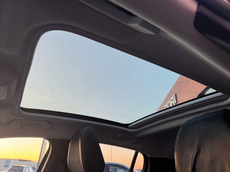 Peugeot 208 1,2 PureTech 100 Edition:210+ 5d