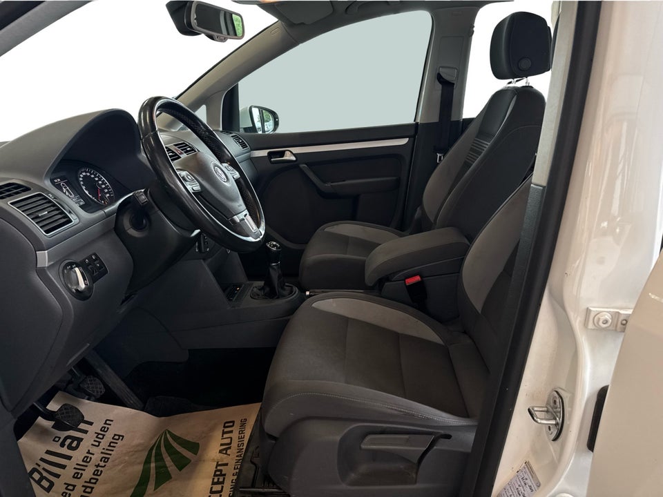 VW Touran 1,4 TSi 140 Highline 5d