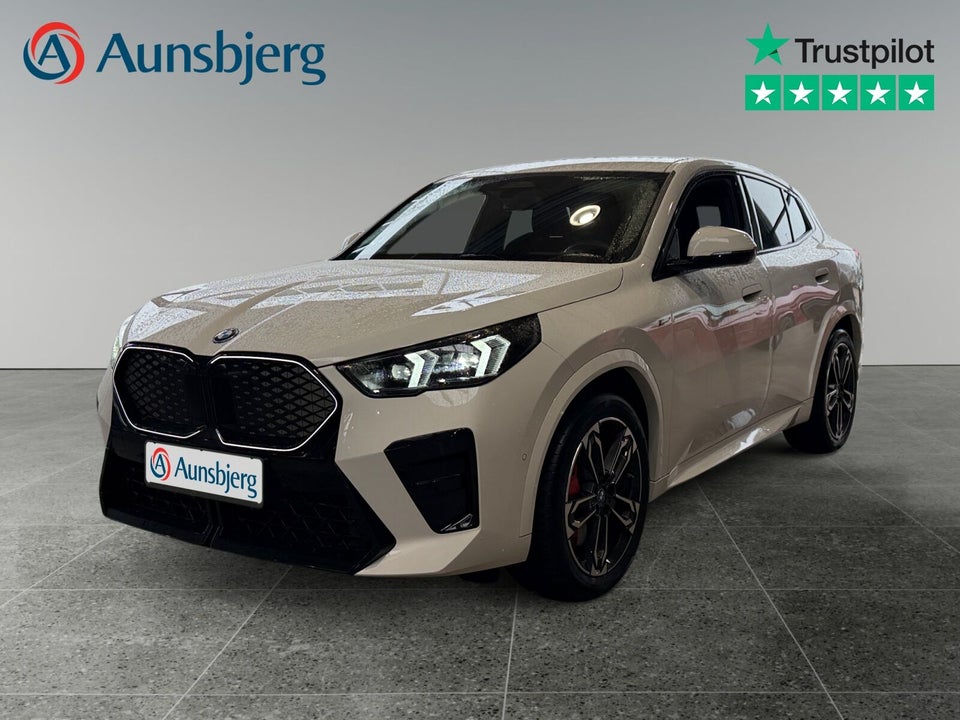 BMW iX2 eDrive20 M-Sport Pro 5d