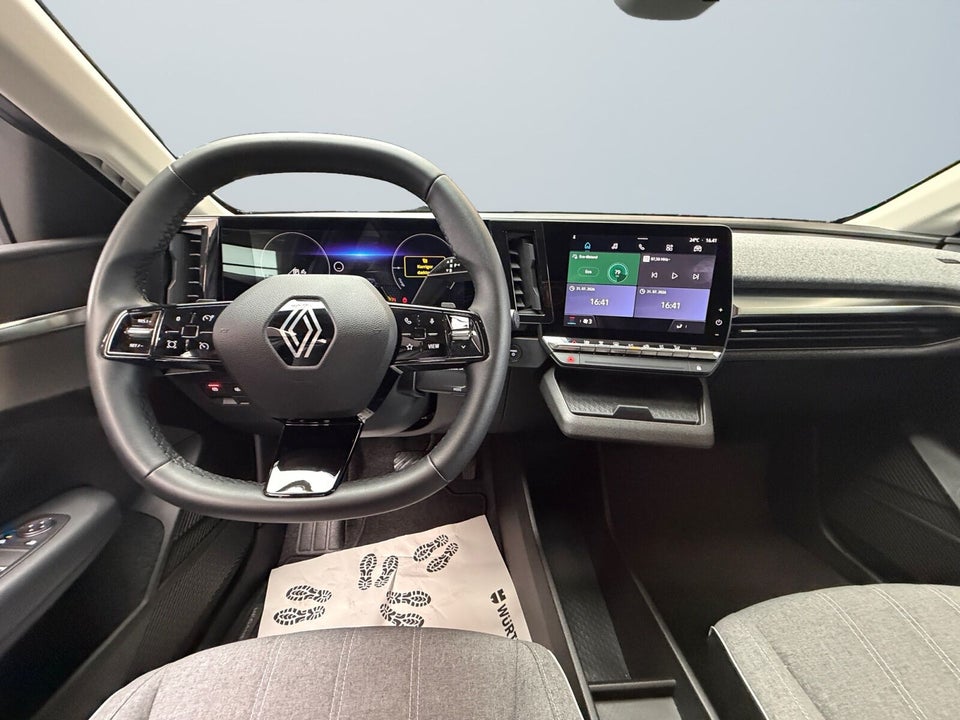 Renault Megane E-Tech 40 Equilibre 5d
