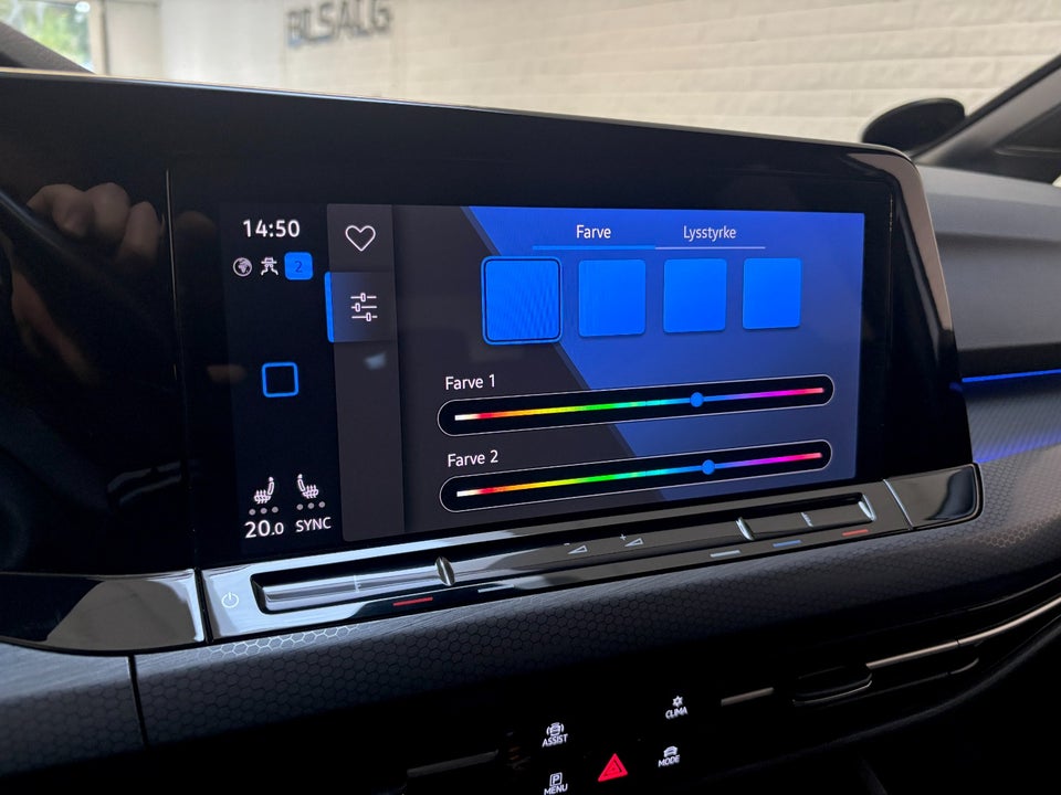 VW Golf VIII 1,4 GTE DSG 5d