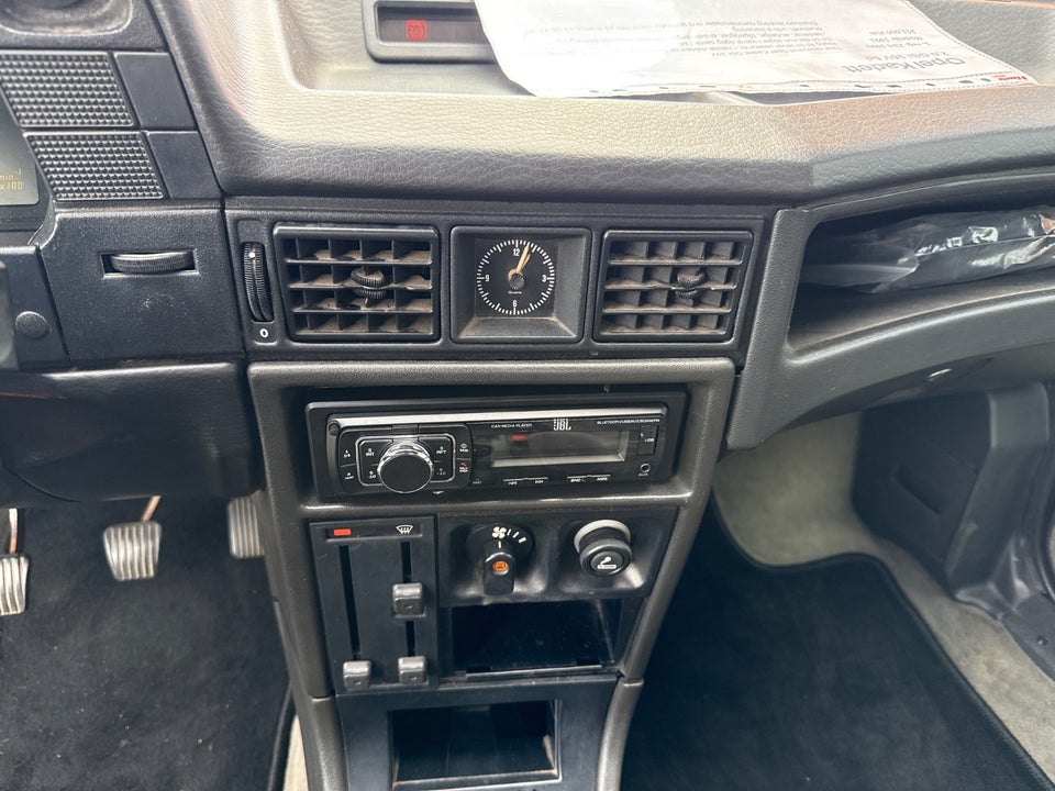 Opel Kadett 2,0 GSi 16V 5d