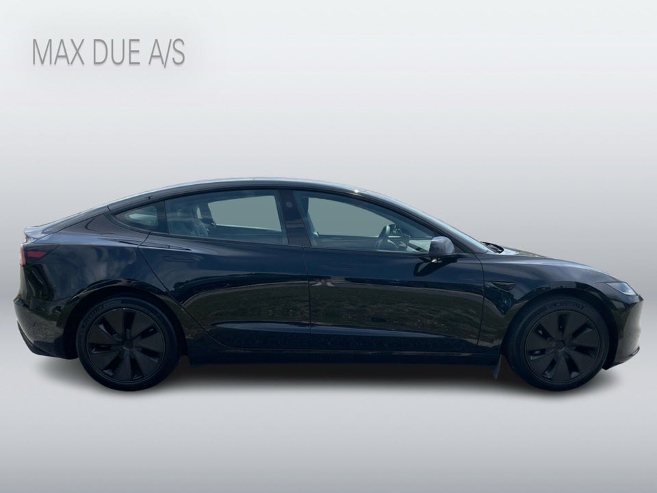 Tesla Model 3 RWD 4d