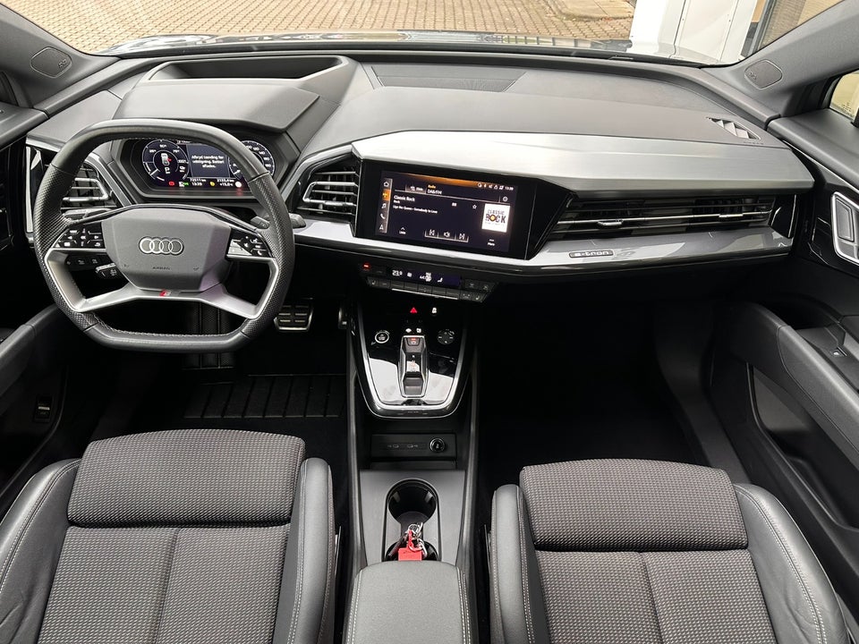 Audi Q4 e-tron 40 Attitude S-line 5d