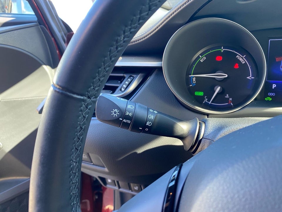 Toyota C-HR 1,8 Hybrid C-LUB CVT 5d