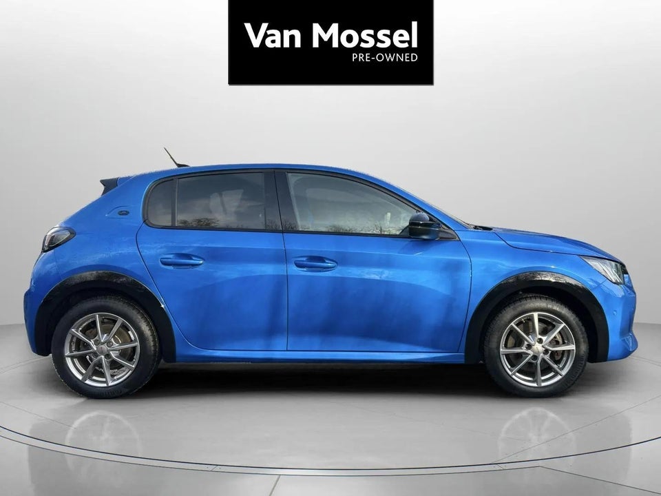 Peugeot e-208 50 GT 5d