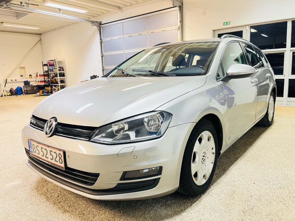 VW Golf VII 1,6 TDi 110 Comfortline Variant BM 5d