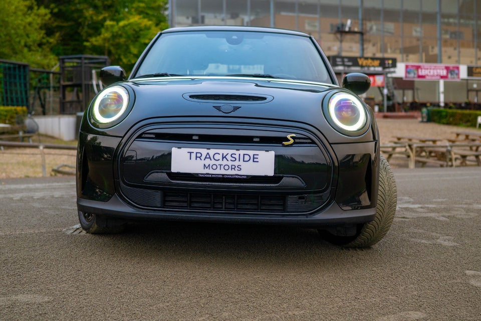 MINI Cooper SE Classic Trim 3d