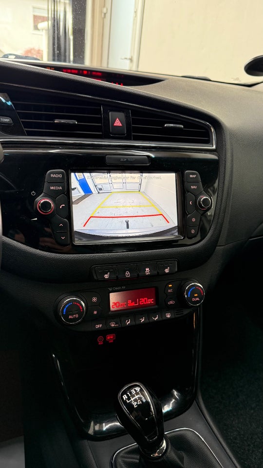 Kia Ceed 1,0 T-GDi Premium 5d