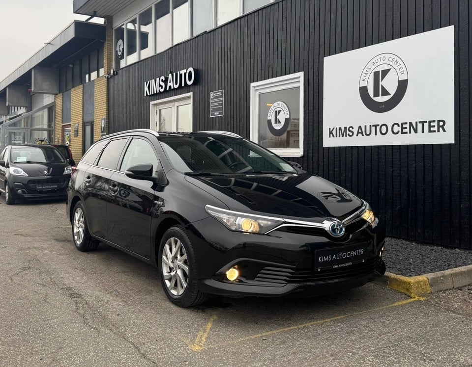 Toyota Auris 1,8 Hybrid H2 Touring Sports CVT 5d
