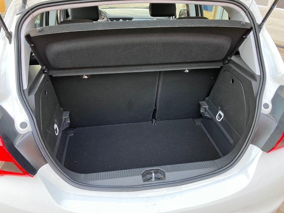 Opel Corsa 1,4 16V Enjoy 5d